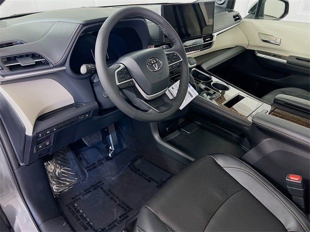 2026 Toyota Sienna Limited 7 Passenger