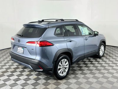 2025 Toyota Corolla Cross LE