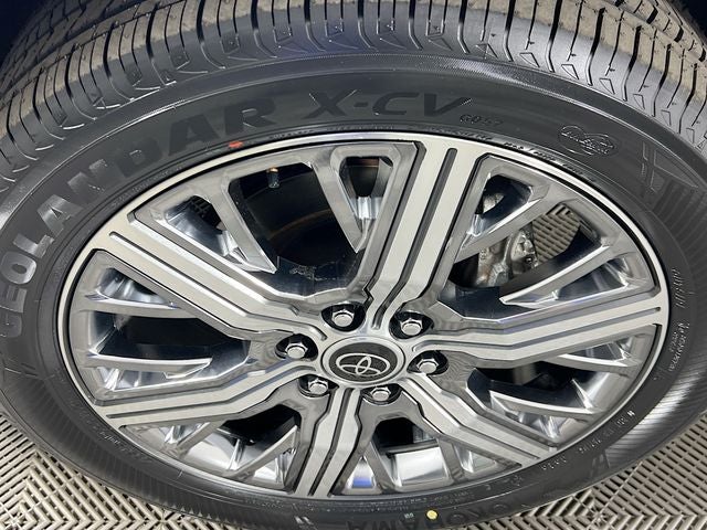 2024 Toyota Sequoia Capstone