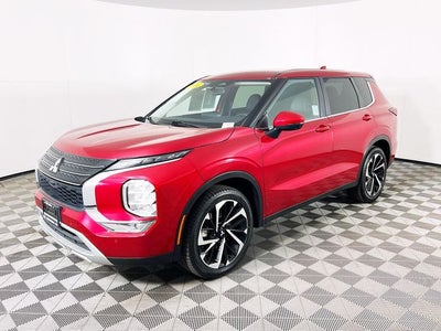 2024 Mitsubishi Outlander SE