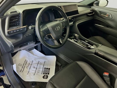 2025 Toyota Crown Signia XLE