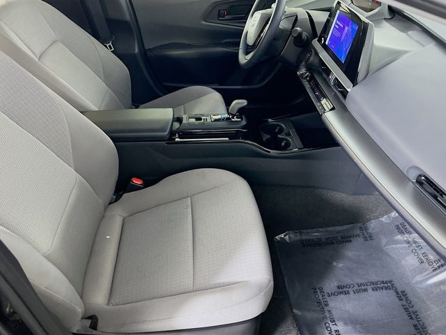 2025 Toyota Prius LE