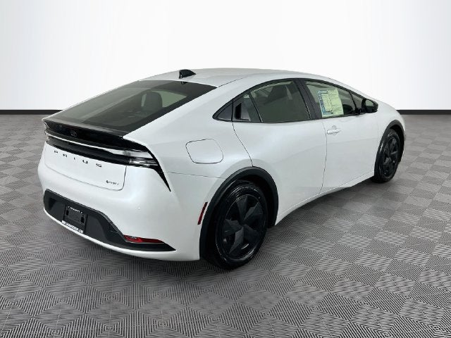 2026 Toyota Prius Plug-In Hybrid SE