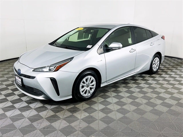 2021 Toyota Prius L