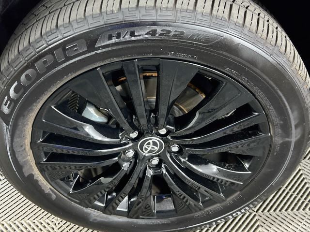 2024 Toyota Venza Nightshade