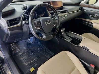 2019 Lexus ES 300h