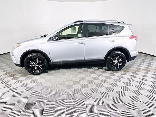2018 Toyota RAV4 SE