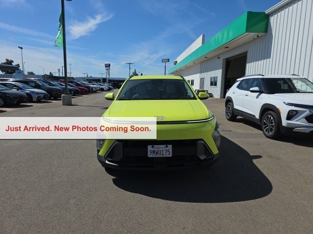 2024 Hyundai KONA SEL