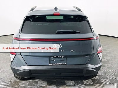 2025 Hyundai KONA SEL