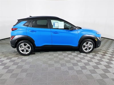 2022 Hyundai KONA SEL