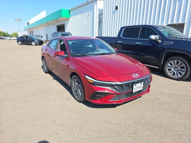 2024 Hyundai ELANTRA SEL