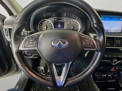 2018 INFINITI QX30 Premium