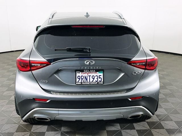 2018 INFINITI QX30 Premium