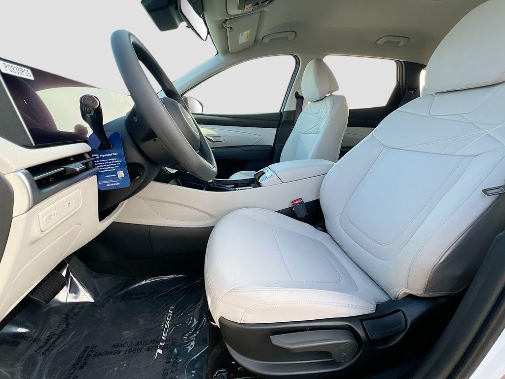 2026 Hyundai TUCSON SE FWD