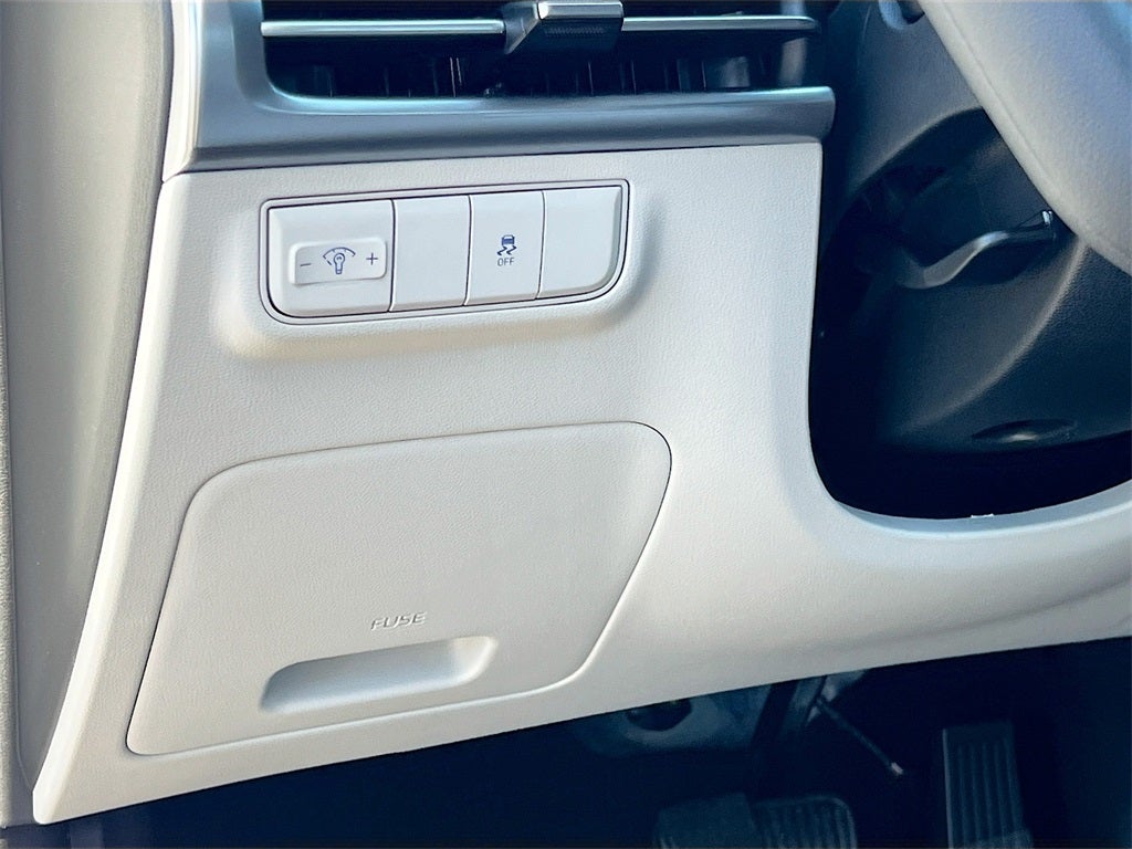 2026 Hyundai TUCSON SE FWD