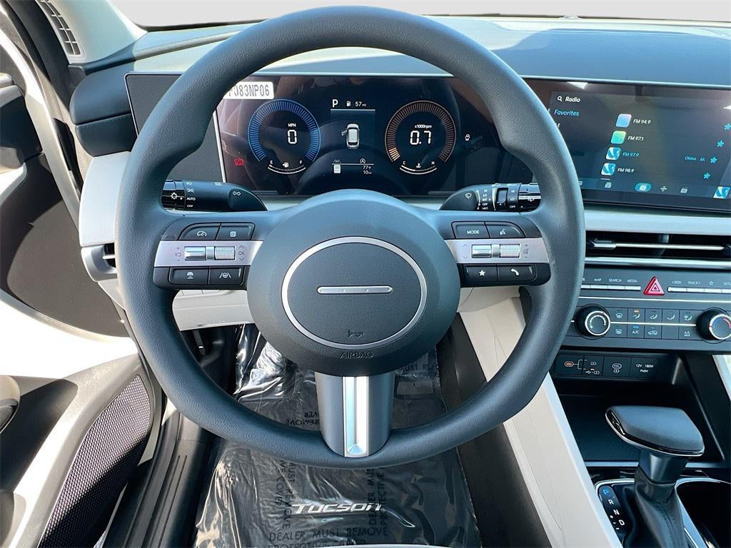 2026 Hyundai TUCSON SE FWD