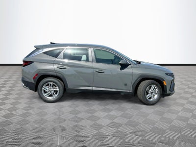 2026 Hyundai TUCSON SE FWD