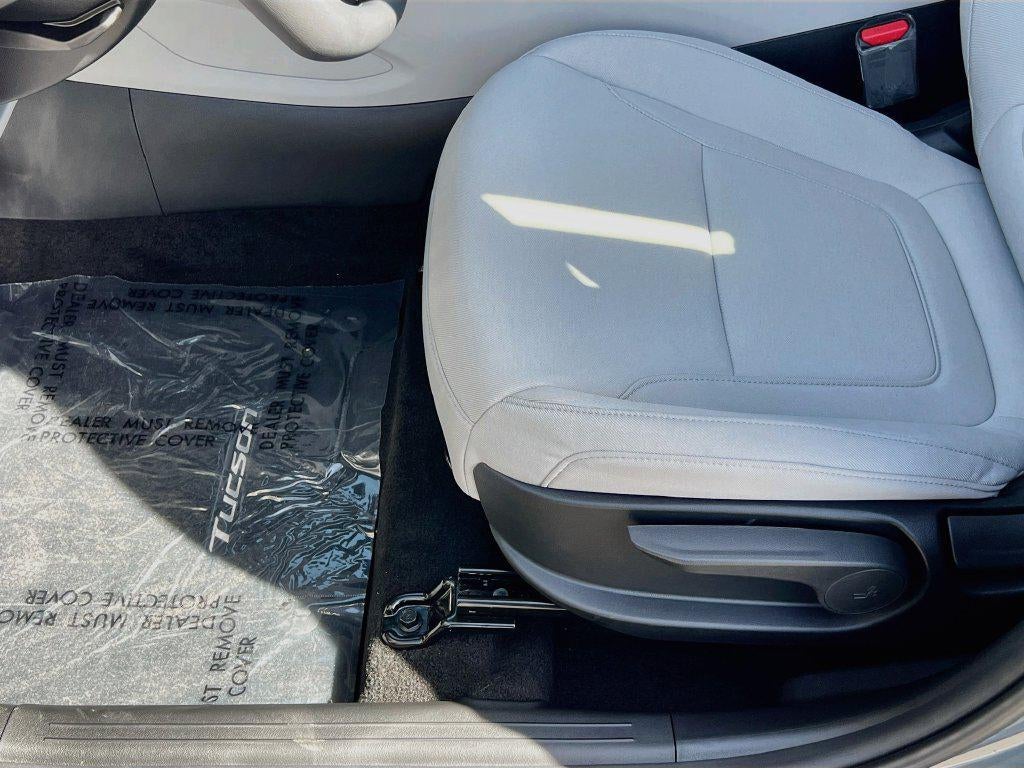 2026 Hyundai TUCSON SE FWD
