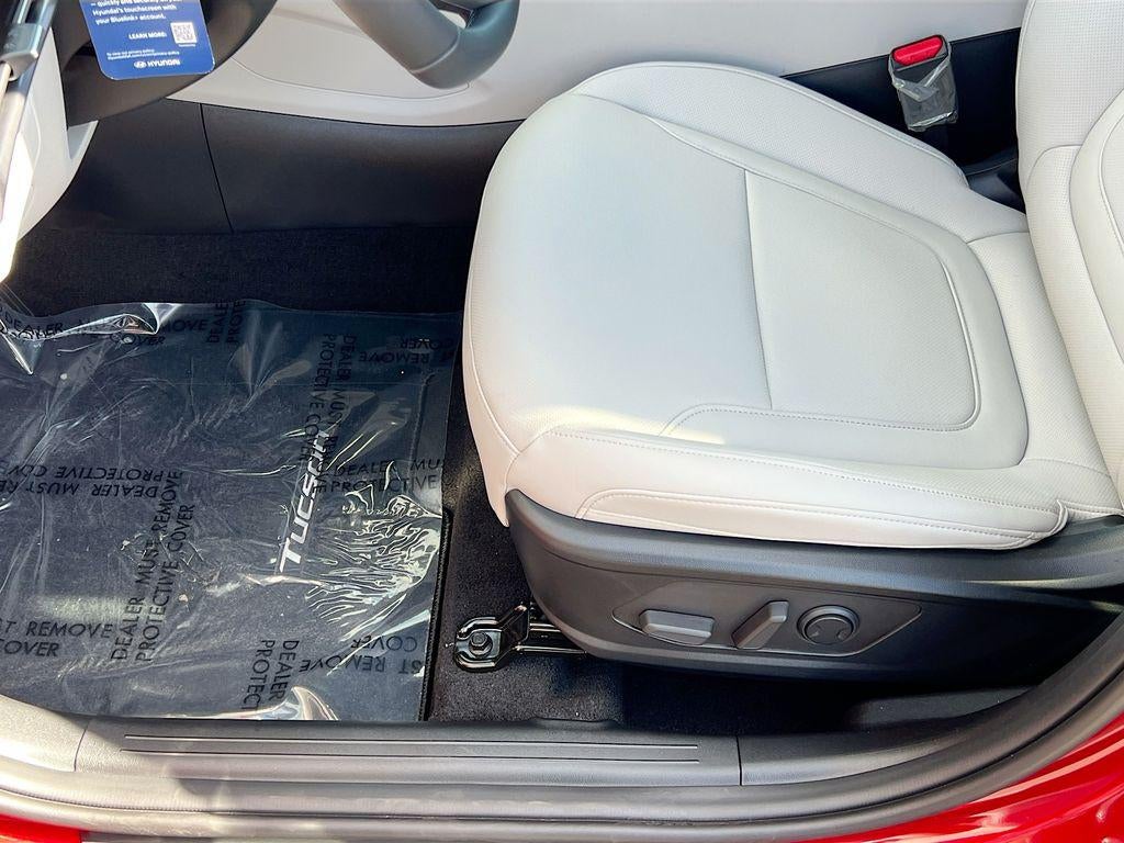 2026 Hyundai TUCSON SEL Premium FWD