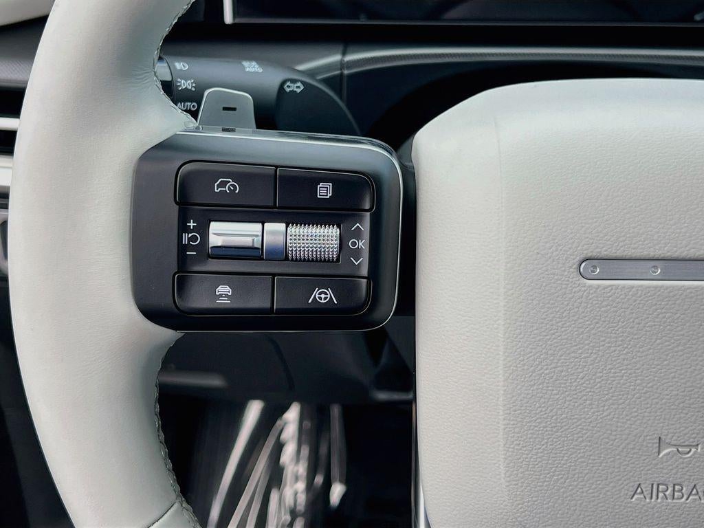 2027 Hyundai SANTA FE SE FWD