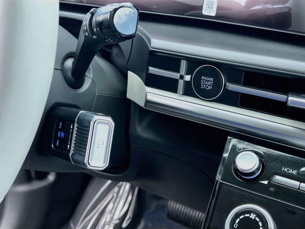 2027 Hyundai SANTA FE SE FWD
