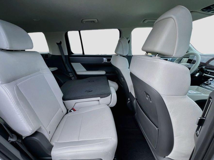 2027 Hyundai SANTA FE SE FWD