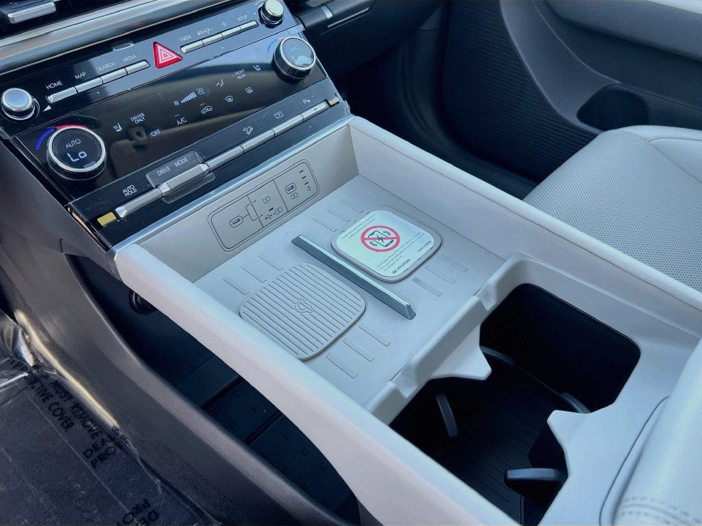 2027 Hyundai SANTA FE HYBRID SEL