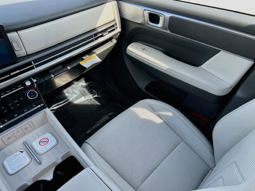 2027 Hyundai SANTA FE SEL FWD