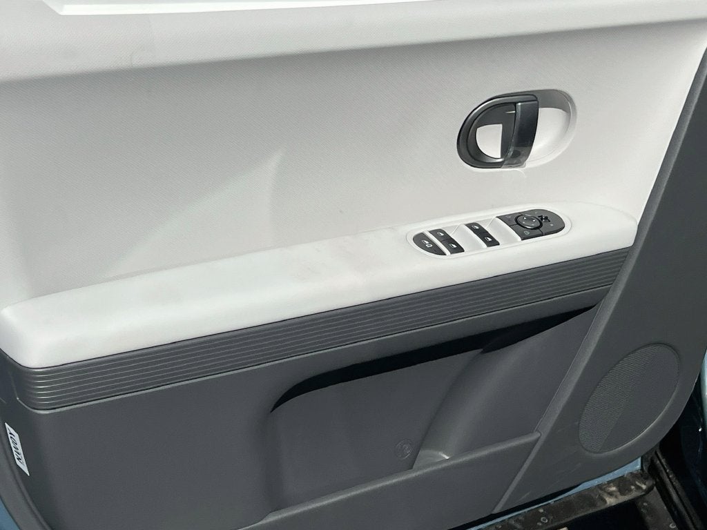 2027 Hyundai IONIQ 5 SE
