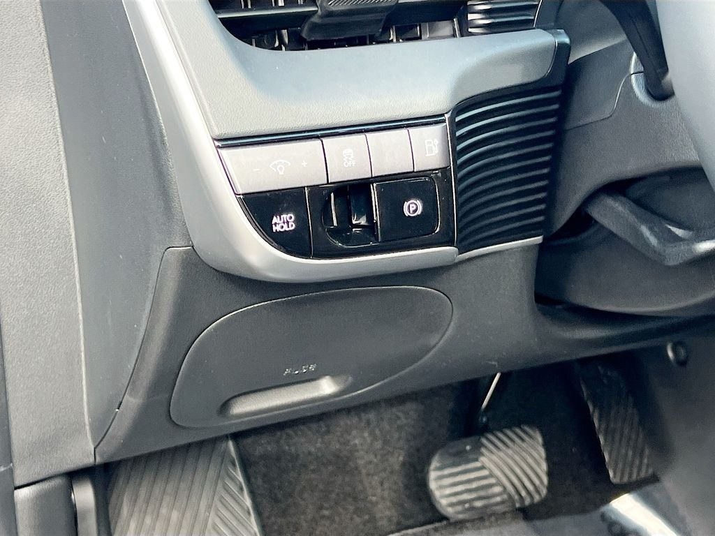 2026 Hyundai IONIQ 5 SE