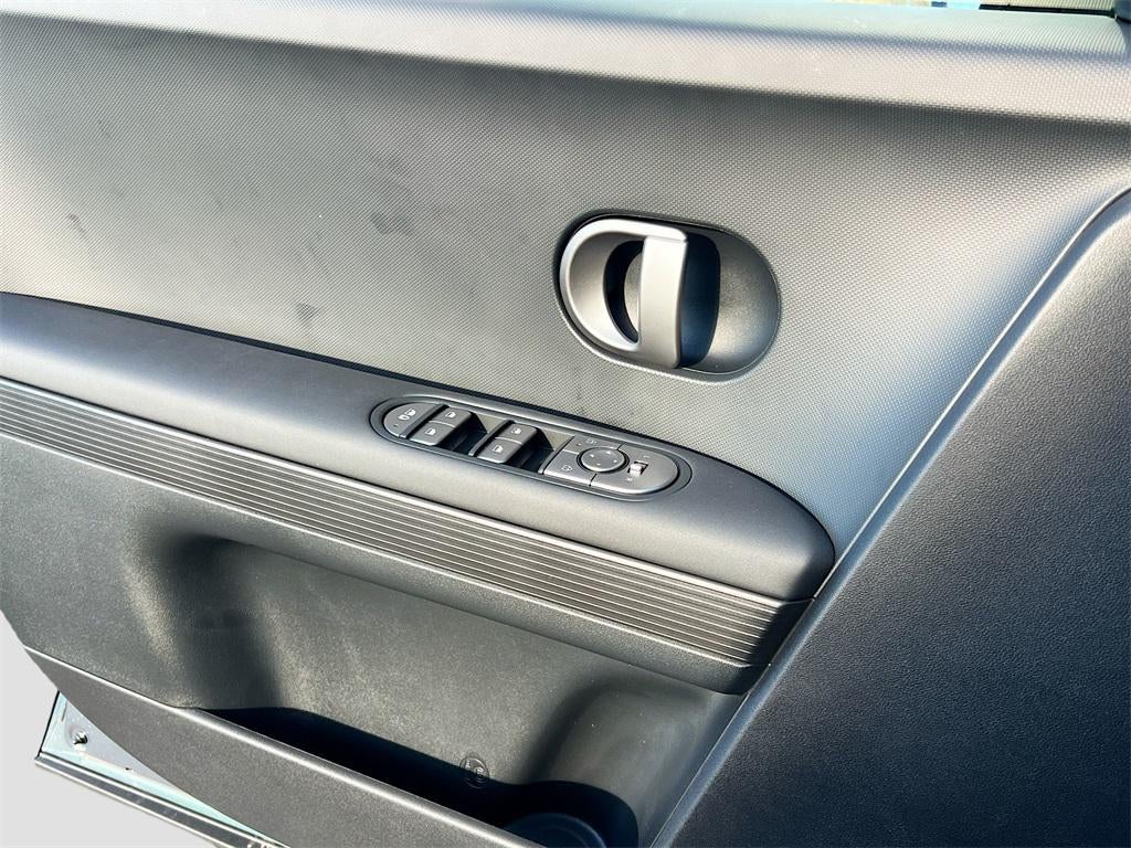 2026 Hyundai IONIQ 5 SE