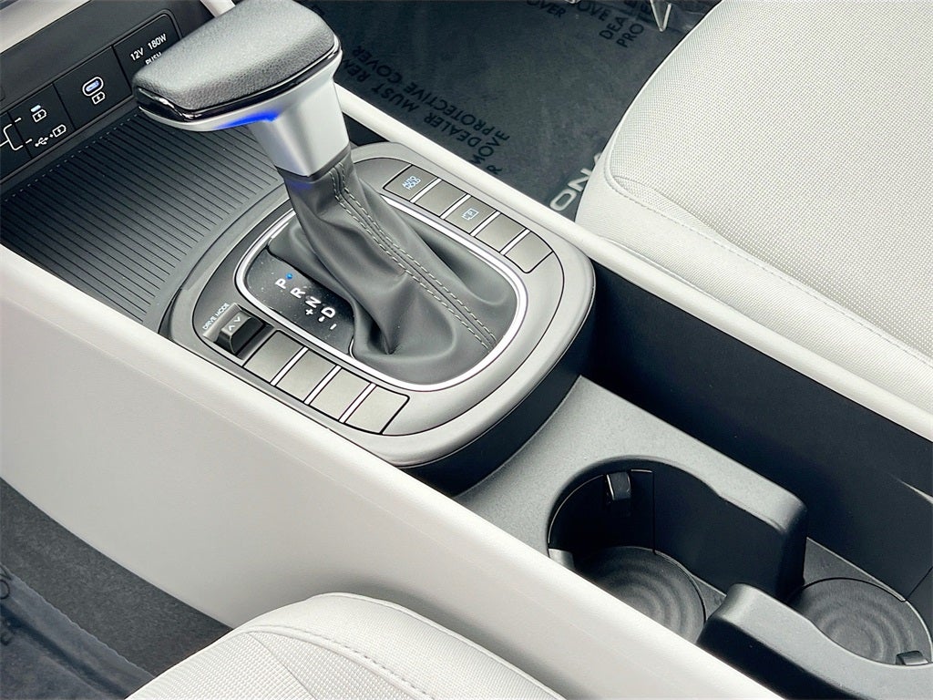 2026 Hyundai KONA SE FWD