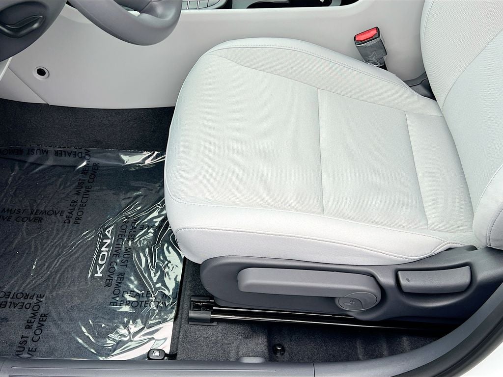 2026 Hyundai KONA SE FWD