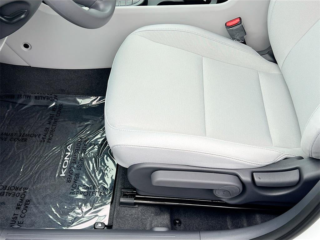 2026 Hyundai KONA SE FWD