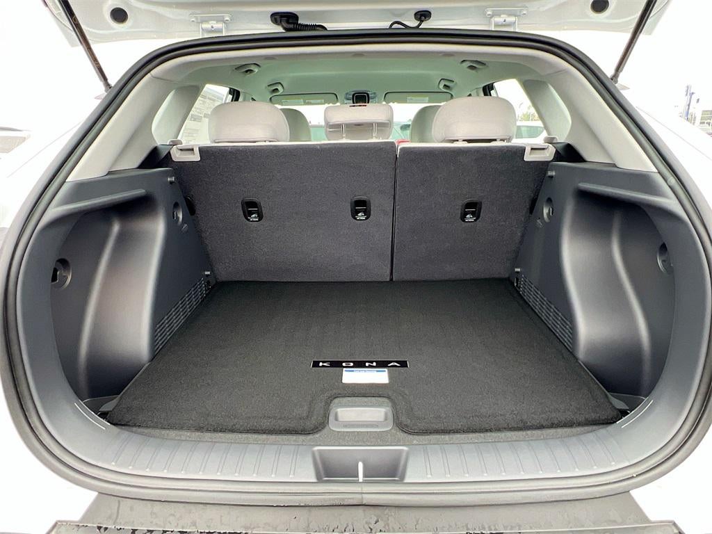 2026 Hyundai KONA SE FWD