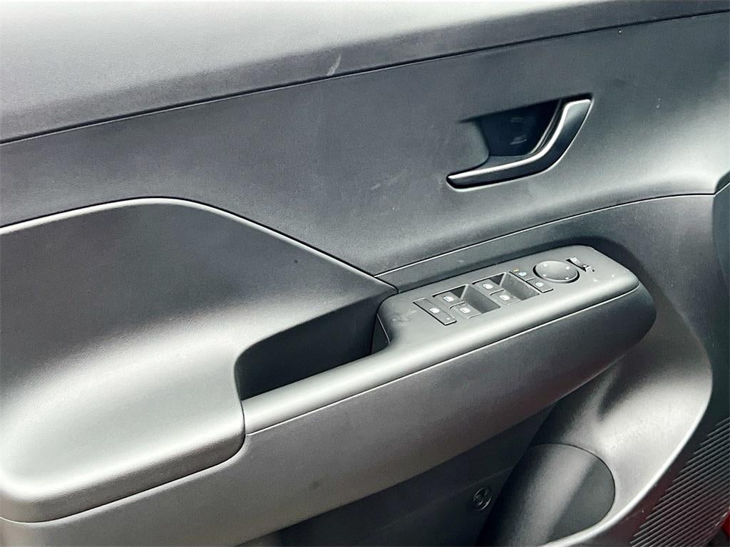 2026 Hyundai KONA SE FWD