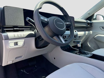 2026 Hyundai KONA SE FWD