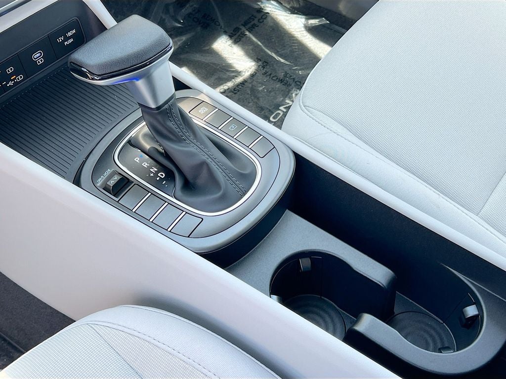 2026 Hyundai KONA SE FWD
