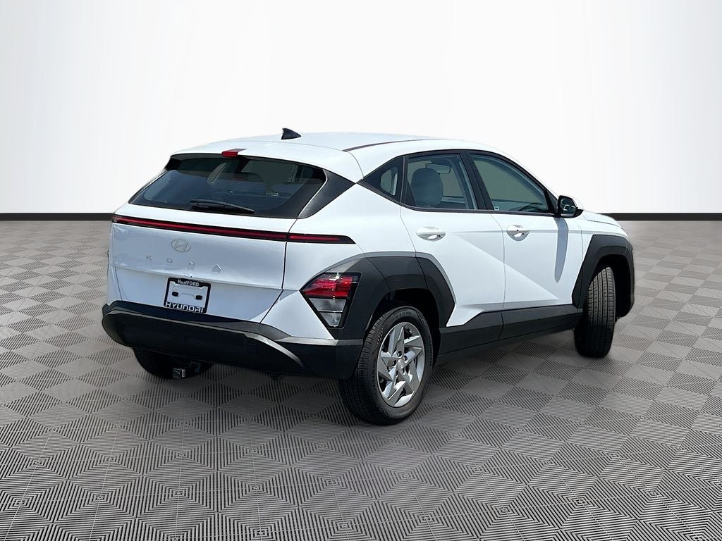 2026 Hyundai KONA SE FWD