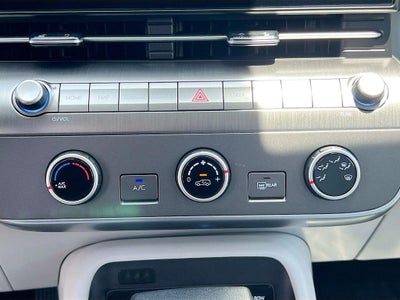 2026 Hyundai KONA SE FWD