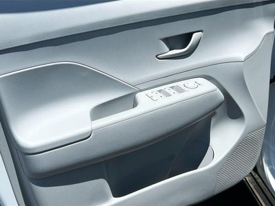 2026 Hyundai KONA SE FWD