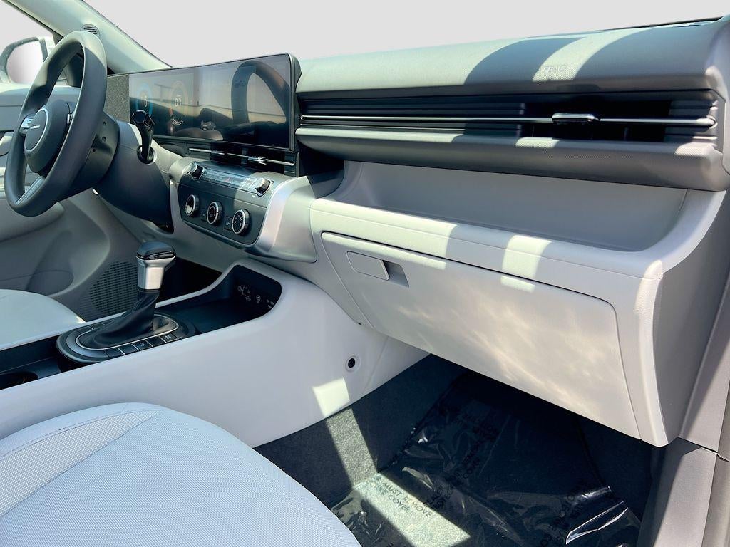 2026 Hyundai KONA SE FWD
