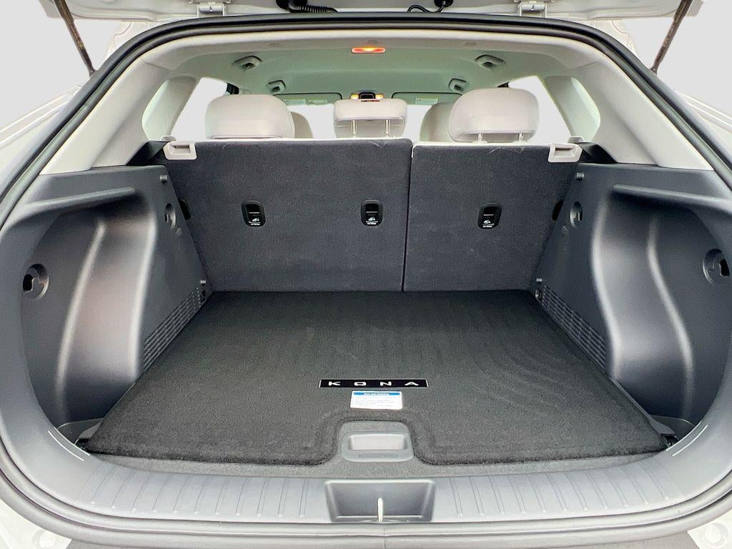 2026 Hyundai KONA SE FWD