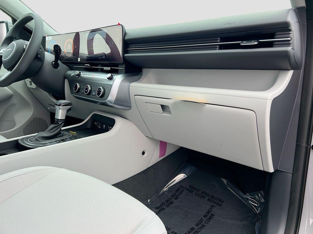 2026 Hyundai KONA SE FWD