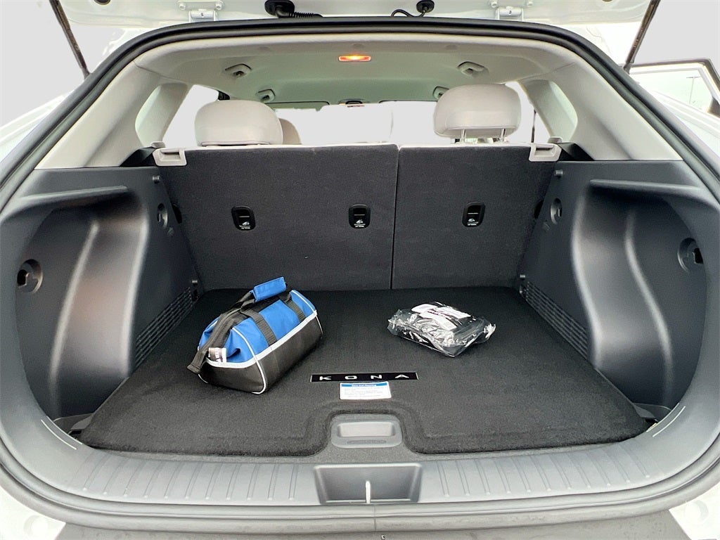 2026 Hyundai KONA SE FWD