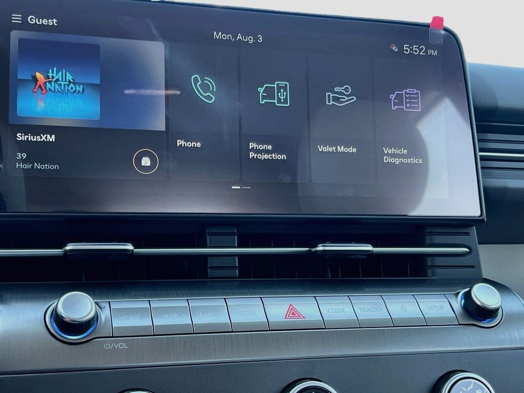 2027 Hyundai KONA SE FWD
