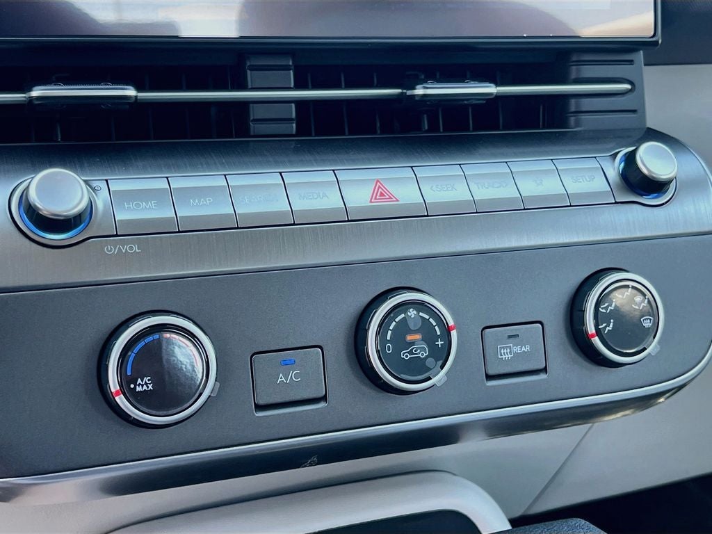 2027 Hyundai KONA SE FWD