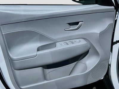 2027 Hyundai KONA SE FWD