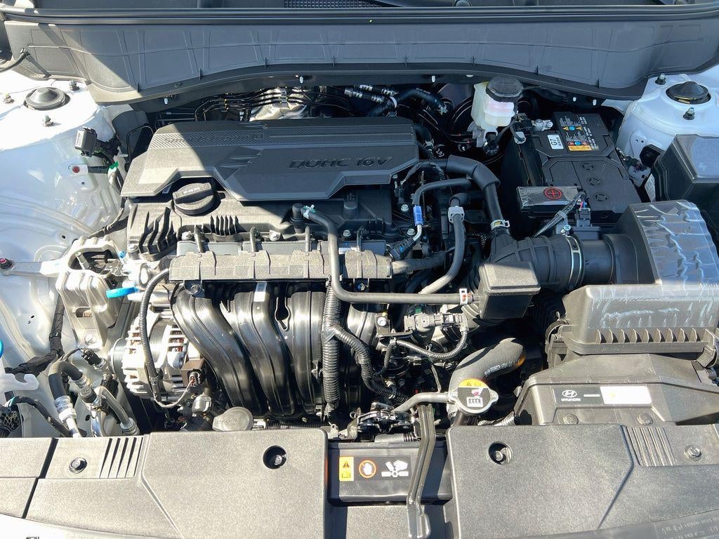 2027 Hyundai KONA SE FWD