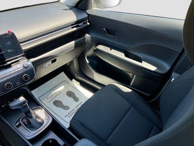 2027 Hyundai KONA SE FWD